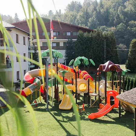 Monica Apartmanhotel