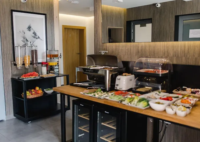 Aparthotel Monica 4*